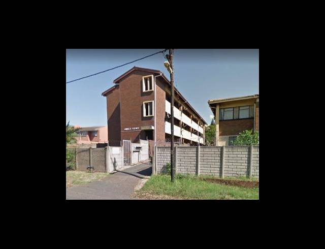 3 BEDROOM APARTMENT FOR SALE IN MONTCLAIR